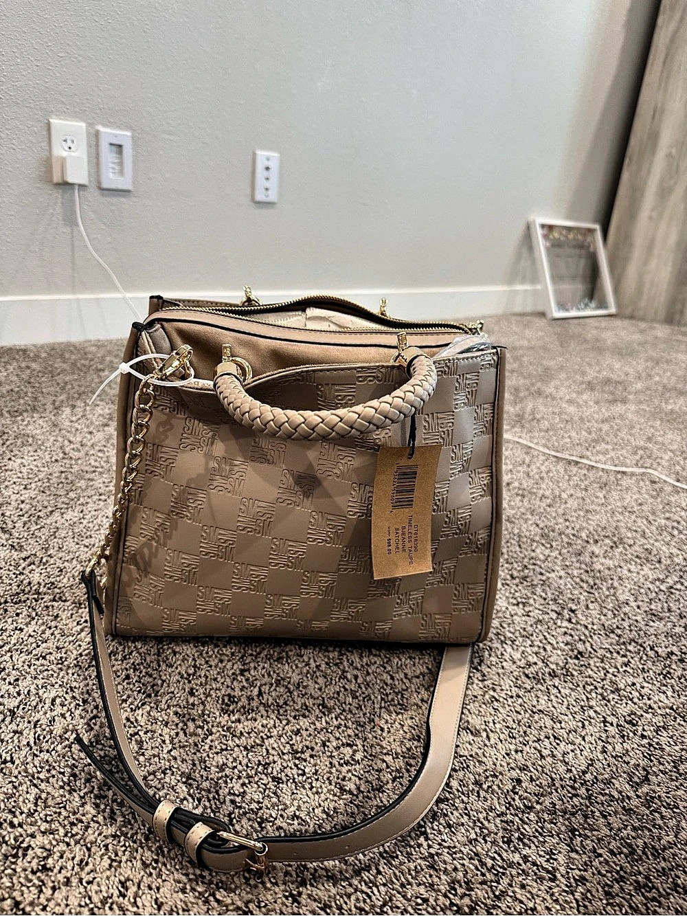 Nine West Satchel in Beige & White NWT